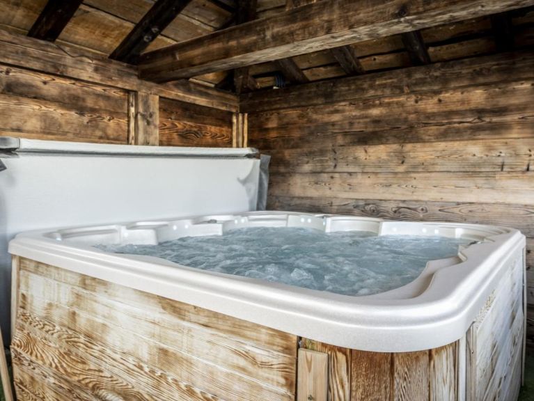 Ferienhaus du Cocoon Pierra Menta 1 mit Sauna und gemeinsamem Außenwhirlpool