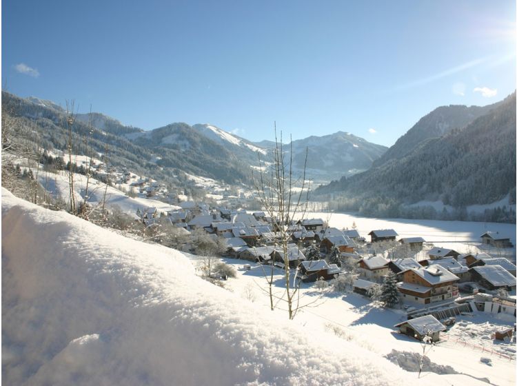 Skidorf Authentisches, französisches Skidorf nahe der Grenze mit der Schweiz-1