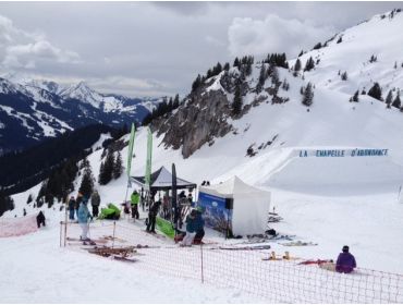 Skidorf Authentisches, französisches Skidorf nahe der Grenze mit der Schweiz-3