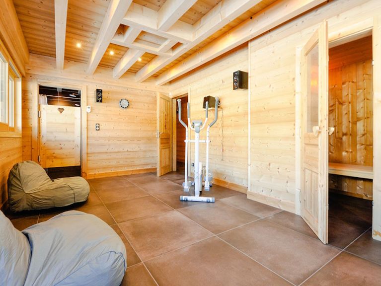 Ferienhaus Le Bois Brûlé mit eigener Sauna und Außenwhirlpool