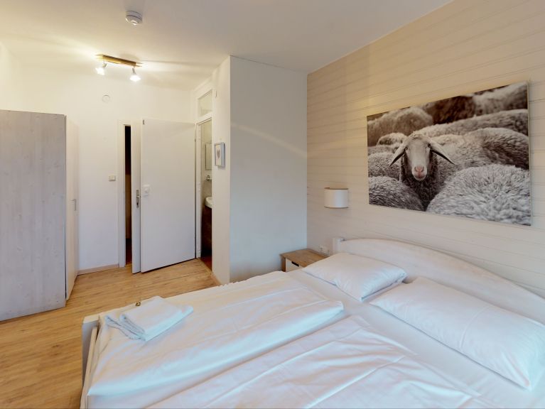 Ferienhaus Edelweiss am See Kombination, 6 Fewos. inklusive Gemeinschaftsküche/Esszimmer