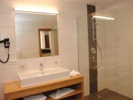 Ferienwohnung Schrofenblick-12
