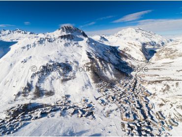 Skidorf Stimmungsvolles Dorf mit vielen Möglichkeiten für Snowboarder-6