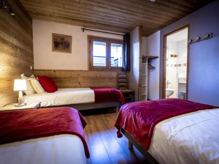 Ferienhaus du Cocoon Pierra Menta 2 mit Sauna und gemeinsamem Außenwhirlpool
