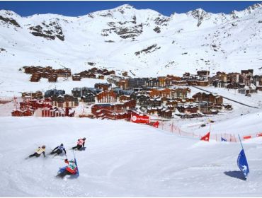 Skidorf Europas höchstgelegener Skiort mit lebendigem Nachtleben-3