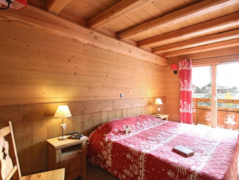 Ferienhaus Le Loup Lodge mit privat Schwimmbad und Sauna
