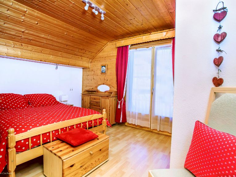 Ferienhaus de la Chapelle mit Außenwhirlpool und Sauna