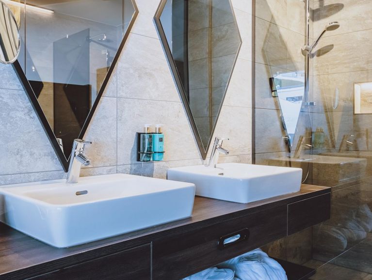 Ferienwohnung Glemm by Avenida Penthouse mit Bergblick, eigener Sauna, Infrarotkabine und Whirlpool