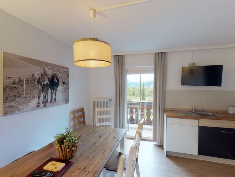 Ferienhaus Edelweiss am See Ganzes Gebäude, inklusive Gemeinschaftsküche und Esszimmer