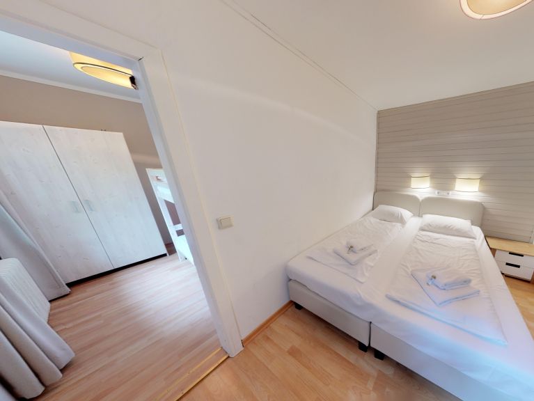 Ferienhaus Edelweiss am See Ganzes Gebäude, inklusive Gemeinschaftsküche und Esszimmer