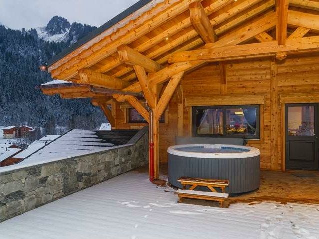 Ferienhaus Emilie mit Außenwhirlpool