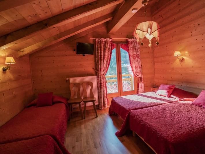 Ferienhaus Le Noisetier mit Aussen-Whirlpool