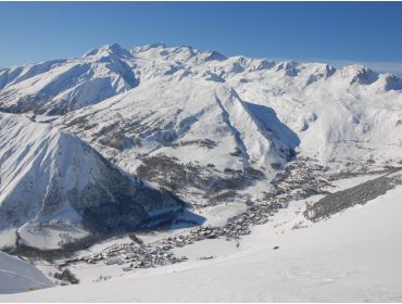 Skidorf Authentisches, sonniges Skidorf mit guten Schneebedingungen-5