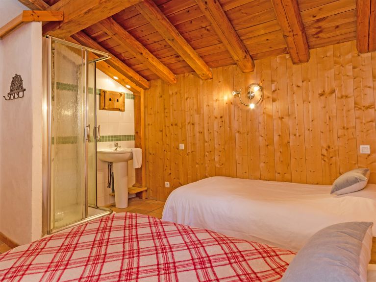 Ferienhaus Balcon du Paradis + Piccola Pietra, mit zwei Saunen und Whirlpool