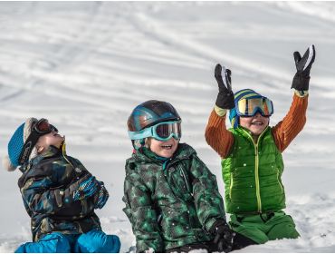 Skidorf Perfekt für Skiurlaube mit der Familie; versteckt in den Wäldern-5