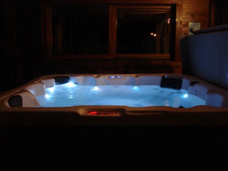 Ferienhaus Bruno mit Außenwhirlpool