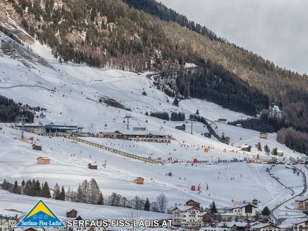 Skidorf Gemütliches, autofreies Skidorf in einem variierten Skigebiet-1