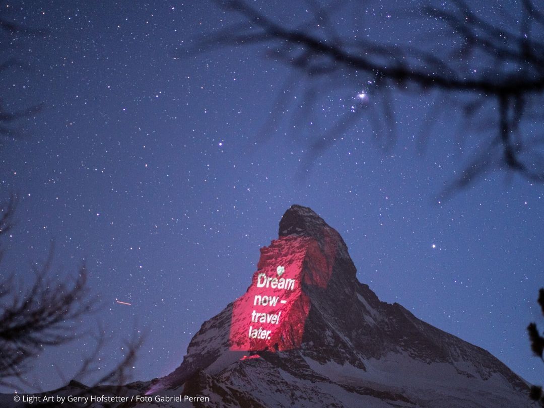 Corona-Lichtshow am Matterhorn