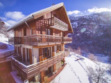 Großes Chalet