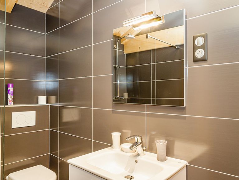 Ferienhaus Le Bois Brûlé mit eigener Sauna und Außenwhirlpool