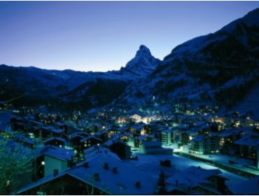 Skidorf Schneesicheres Wintersportziel am Fuße des Matterhorns-2