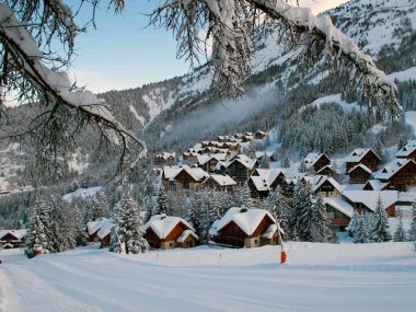 Skidorf Oz-en-Oisans