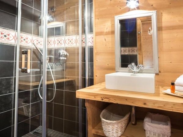 Ferienhaus Le Joyau des Neiges mit Sauna und Whirlpool
