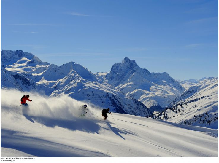 Skifahren in Tirol