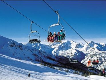 Skidorf Lebhaftes, beliebtes und sonniges Skidorf mit vielen Bars-2