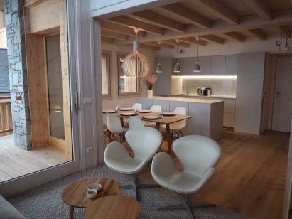 Ferienhaus Caseblanche Retreat mit Holzofen und Sauna-2