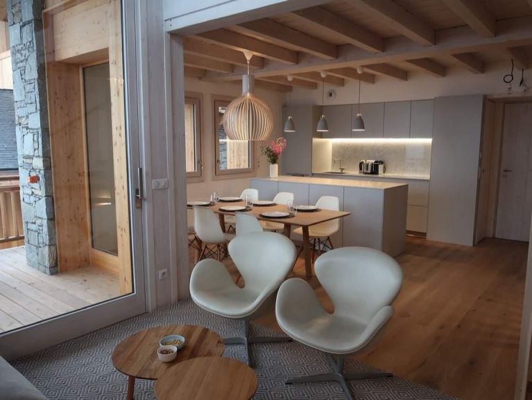 Ferienhaus Caseblanche Retreat mit Holzofen und Sauna