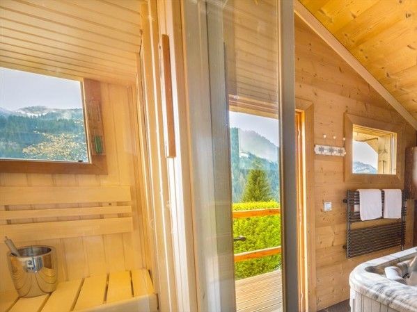 Ferienhaus Le Joyau des Neiges mit Sauna und Whirlpool