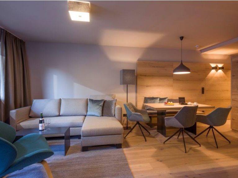 Ferienwohnung Postresidenz Enzian