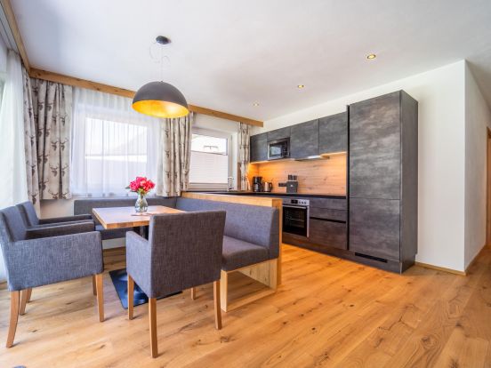 Ferienwohnung Pettneu-7