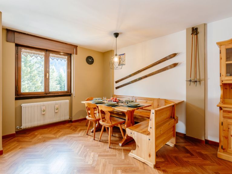 Ferienwohnung Enrosadira