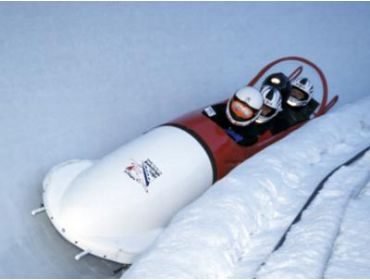 Skidorf Kleines Skidorf, das durch die olympische Bobbahn bekannt wurde-4