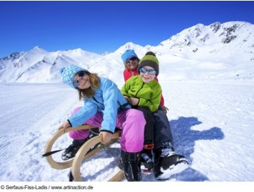 Skidorf Schneesichere Winterdestination mit lebhaftem Après-Ski-4