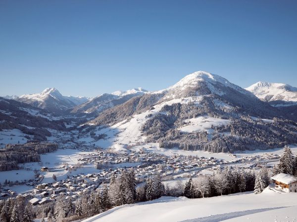 Skidorf Mondänes Skidorf mit vielen Möglichkeiten-1