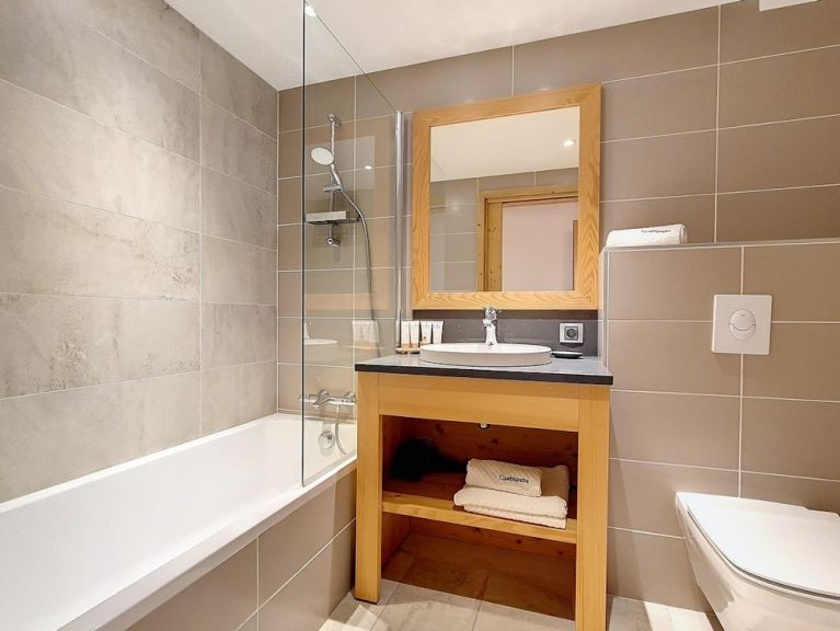 Ferienhaus Caseblanche Litote mit Kamin und Sauna