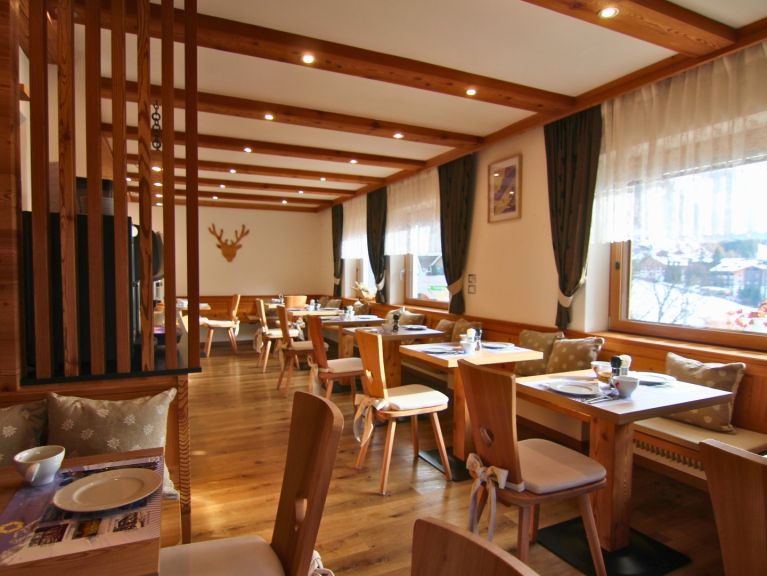 Ferienhaus Nëidia Catering-Service inklusive