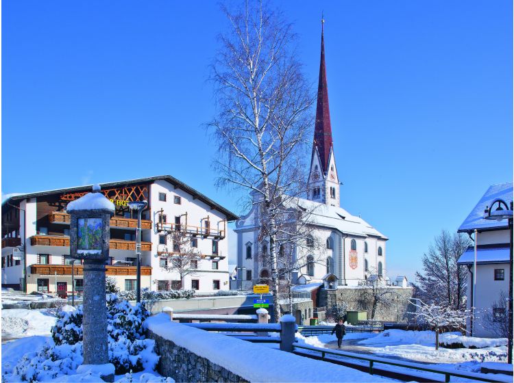 Skidorf Kleines gemütliches Tiroler Skidorf-1