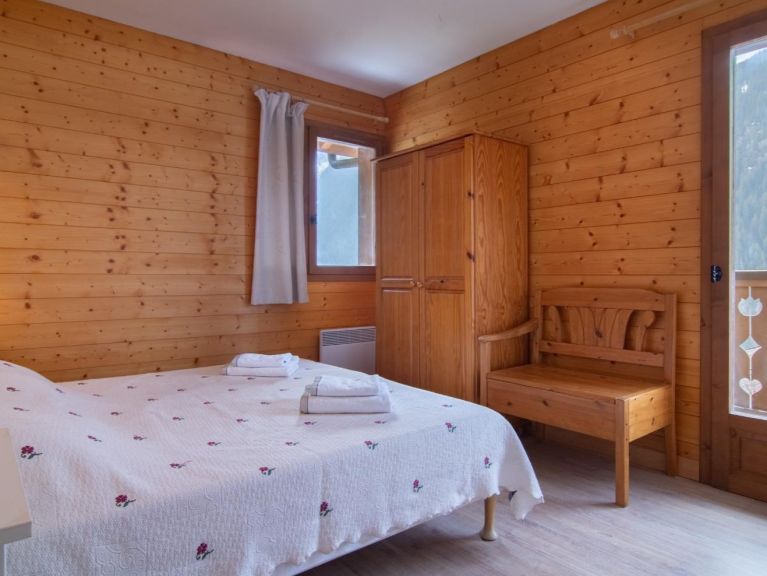 Ferienhaus Le Chazalet Sauna, Außenwhirlpool und Catering-Service inklusive + Le Petit Chazalet