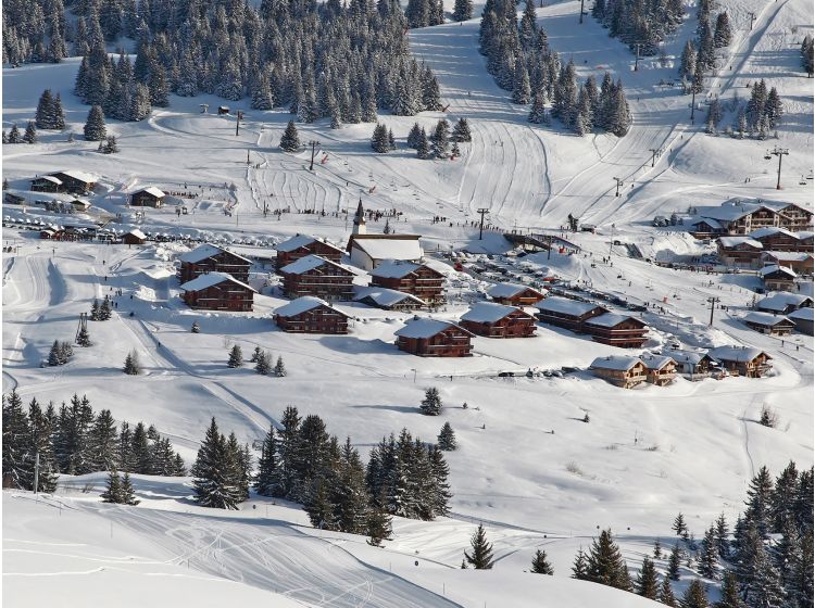 Skidorf Kinderfreundliches Skidorf mit Blick auf den Mont Blanc-1