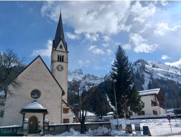 Skidorf Ruhiges Skidorf mit Anschluss an Sella Ronda-2