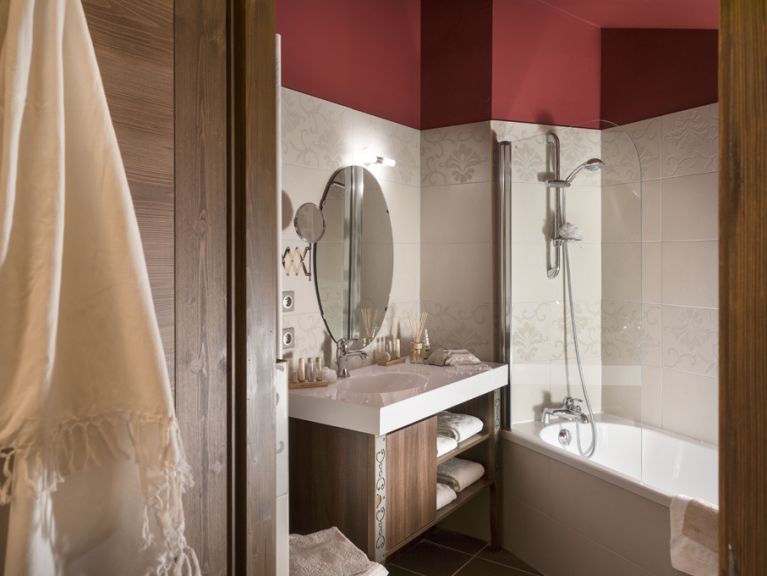 Ferienwohnung Montagnettes Le Hameau du Kashmir