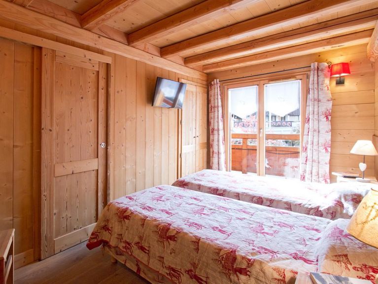 Ferienhaus Le Loup Lodge mit privat Schwimmbad und Sauna