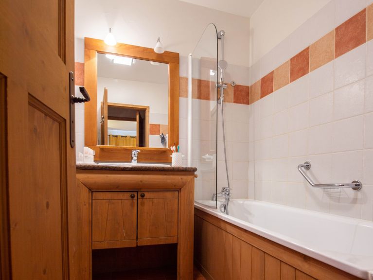 Ferienwohnung Arc 1950 Le Village Zugang zum Außenpool