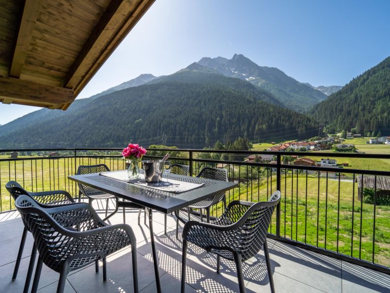 Ferienwohnung Pettneu Top 4