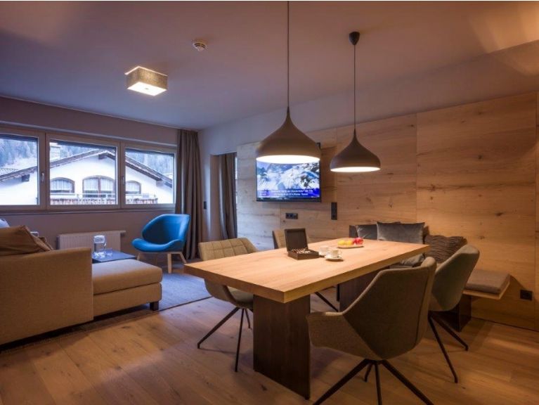 Ferienwohnung Postresidenz Alpenrose