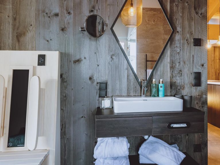 Ferienwohnung Glemm by Avenida Penthouse mit Bergblick, eigener Sauna, Infrarotkabine und Whirlpool